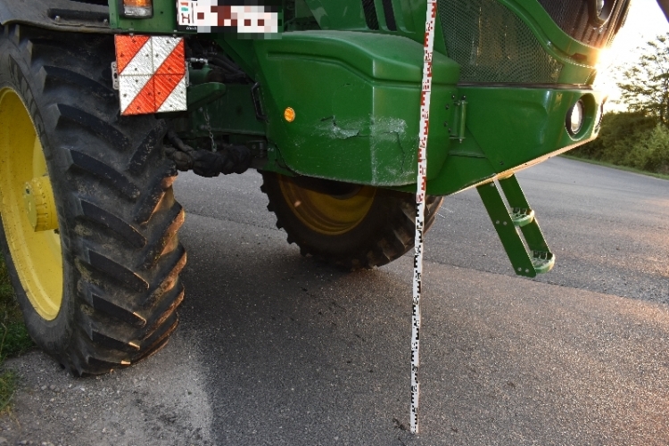 tolnamegyeihirek.hu - Mezőgazdasági gép és postás autó is balesetezett tegnap
