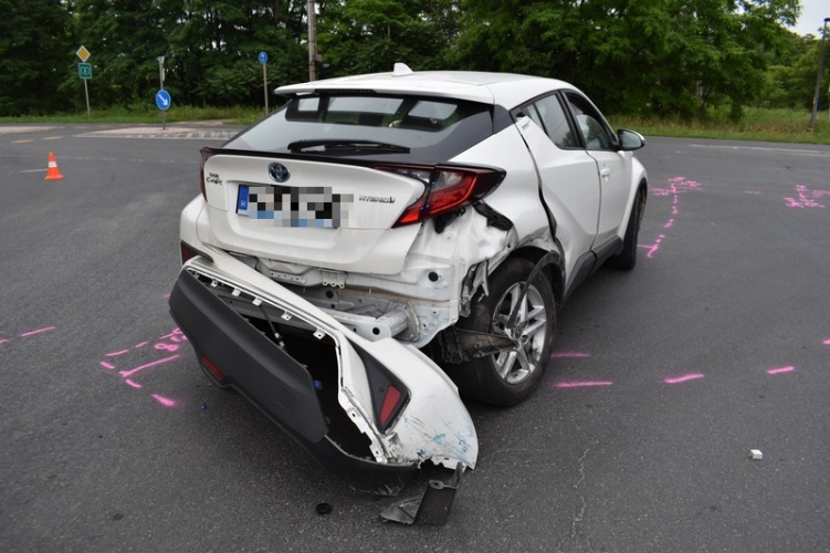 Mezőgazdasági gép és postás autó is balesetezett tegnap