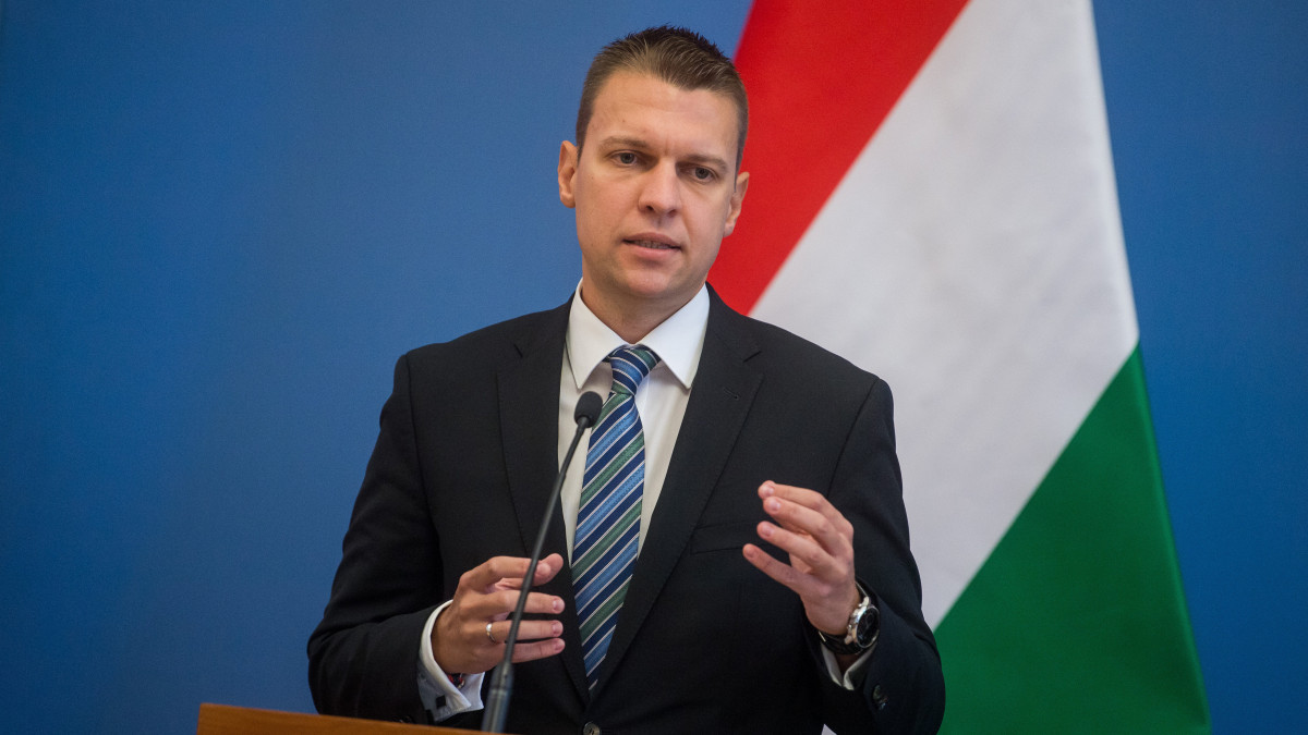 Menczer Tamás: Paks II az ország energiabiztonságának és a rezsicsökkentés megőrzésének alapvető feltétele