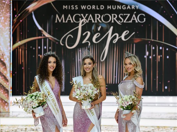 tolnamegyeihirek.hu - Megválasztották Magyarország Szépét