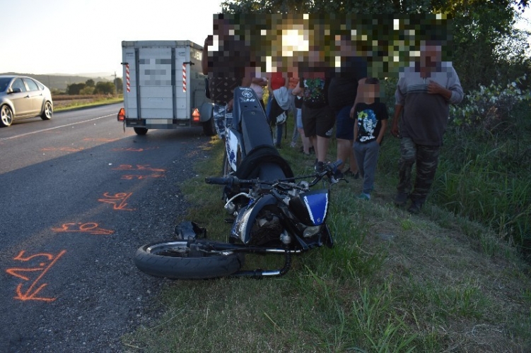 tolnamegyeihirek.hu - Nem adott elsőbbséget a fiatal motorosnak egy autós