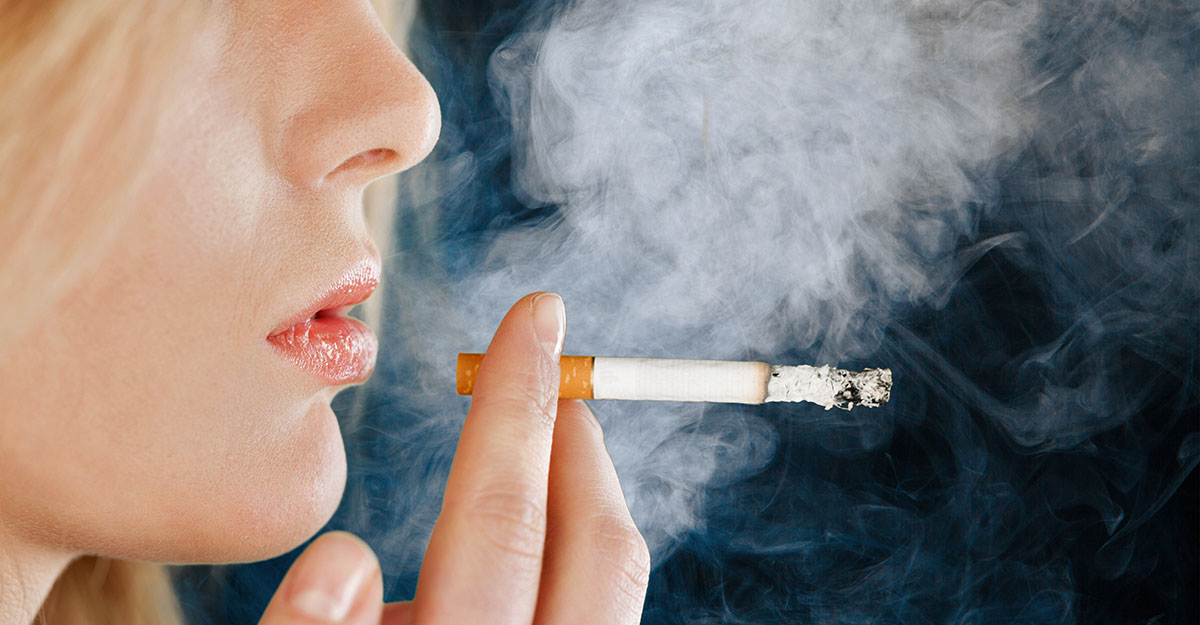 Drasztikus mennyiségű pénzt költenek a magyarok dohányzásra