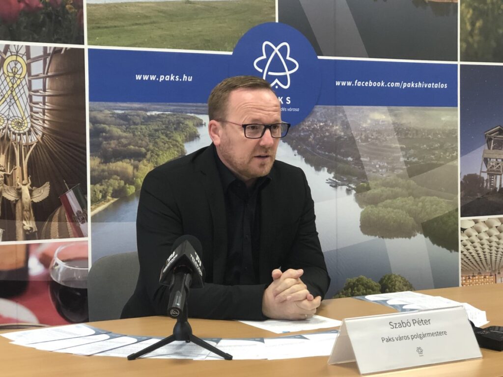 tolnamegyeihirek.hu - Idén is kapnak karácsonyi ajándékot a paksi nyugdíjasok