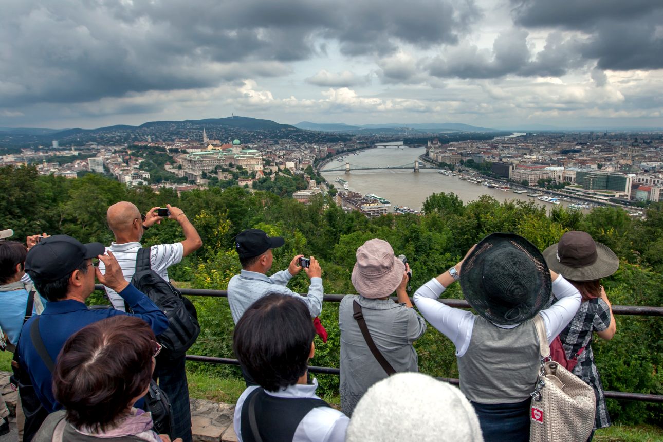 Több mint egymillió plusz vendégéjszakával zárta a magyar turizmus 2023-at