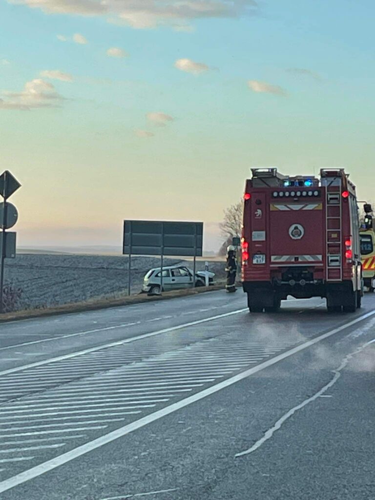 tolnamegyeihirek.hu - Teljes útlezárás van a 6-oson