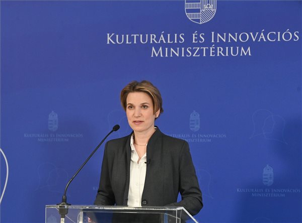 Hornung Ágnes: egy hónap alatt meghaladta az ezret a csok pluszt igénylők száma