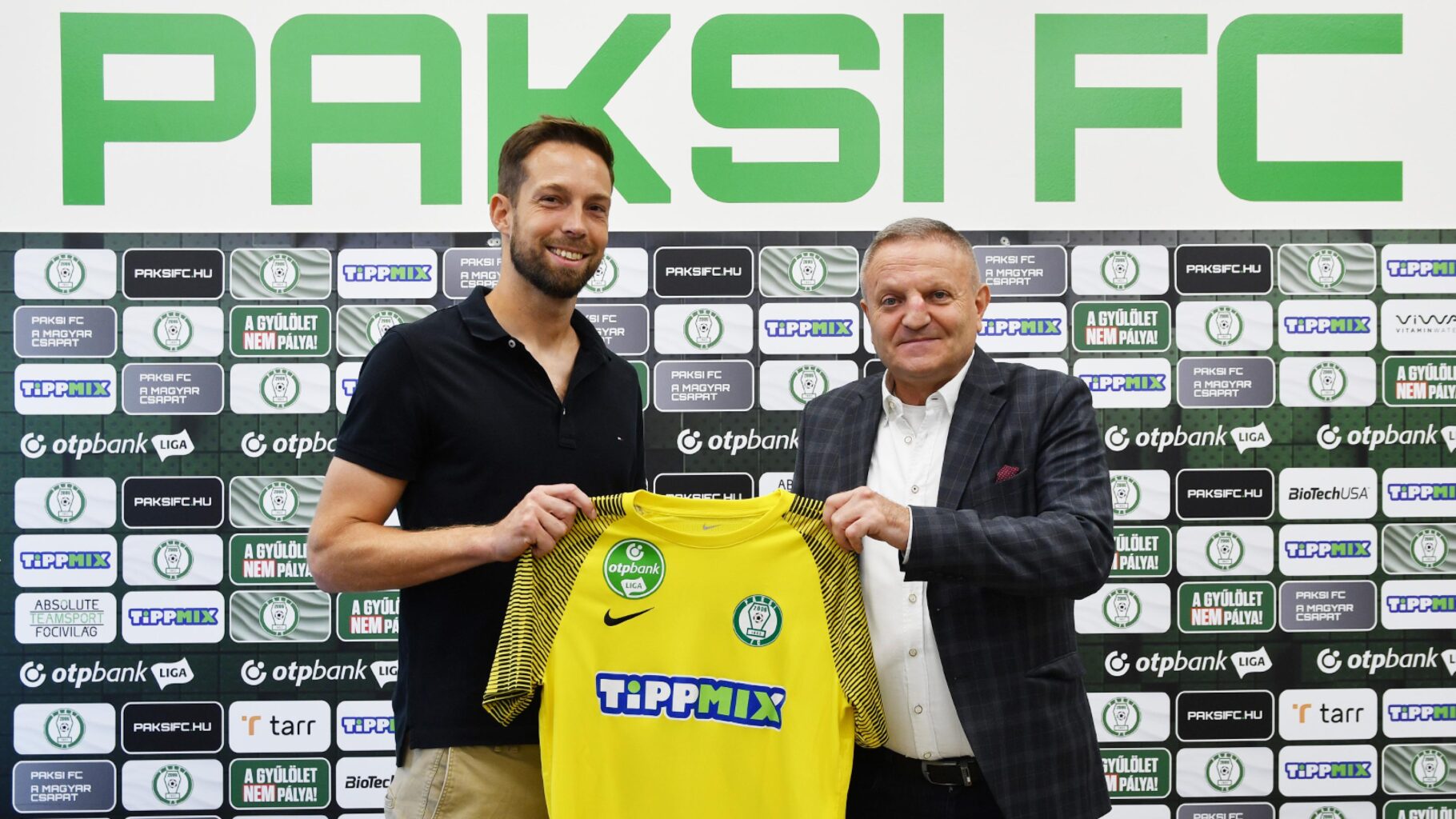 Válogatott kapussal erősít a Paksi FC