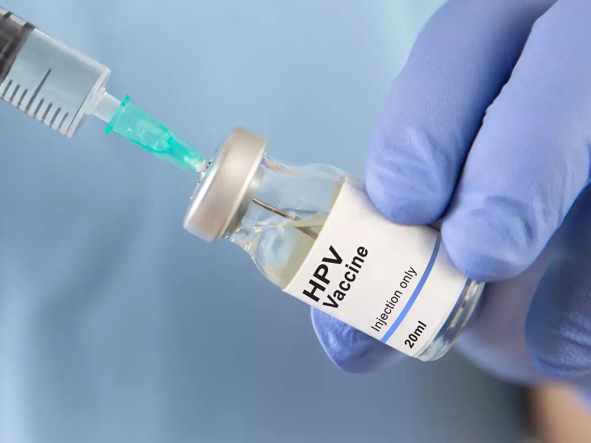 A HPV elleni ingyenes védőoltást szeptember közepéig igényelhetik a szülők