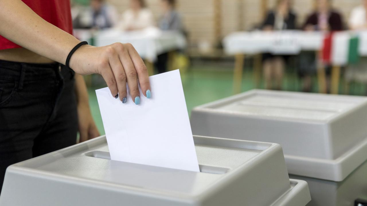 Elindult a kérelmek benyújtása a tolna vármegyei időközi választásra