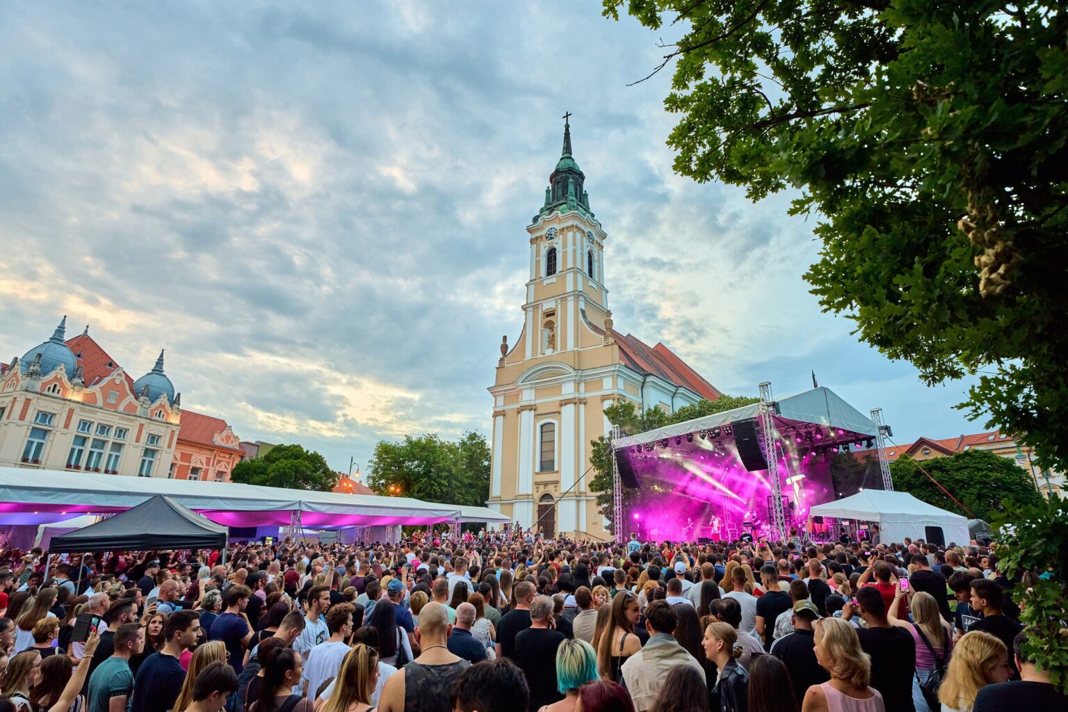 tolnamegyeihirek.hu - Figyelem! Forgalmirend-változások lesznek a szekszárdi pünkösdi fesztivál miatt