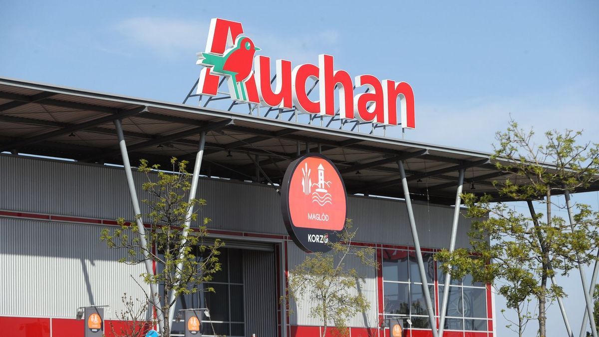 Az Auchan és a Tesco is kedvezményeket ad a nyugdíjas utalványok beváltásánál