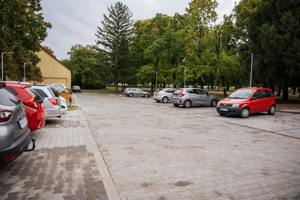 tolnamegyeihirek.hu - Új közösségi parkoló épült Faddon