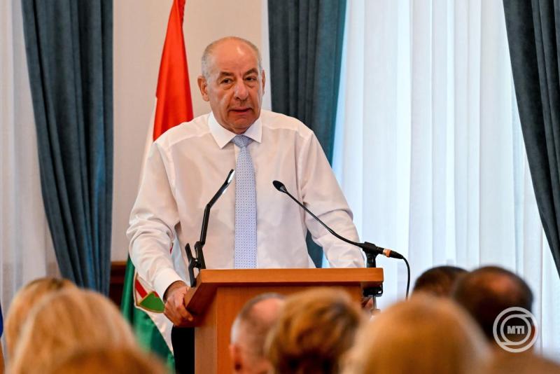 Sulyok Tamás: a jogász nem pusztán értelmez, hanem rendet teremt