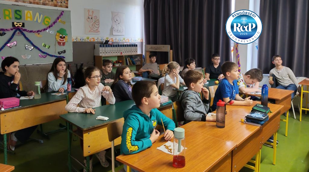 tolnamegyeihirek.hu - Szekszárdon folytatódott a rendőrség drogprevenciós programja