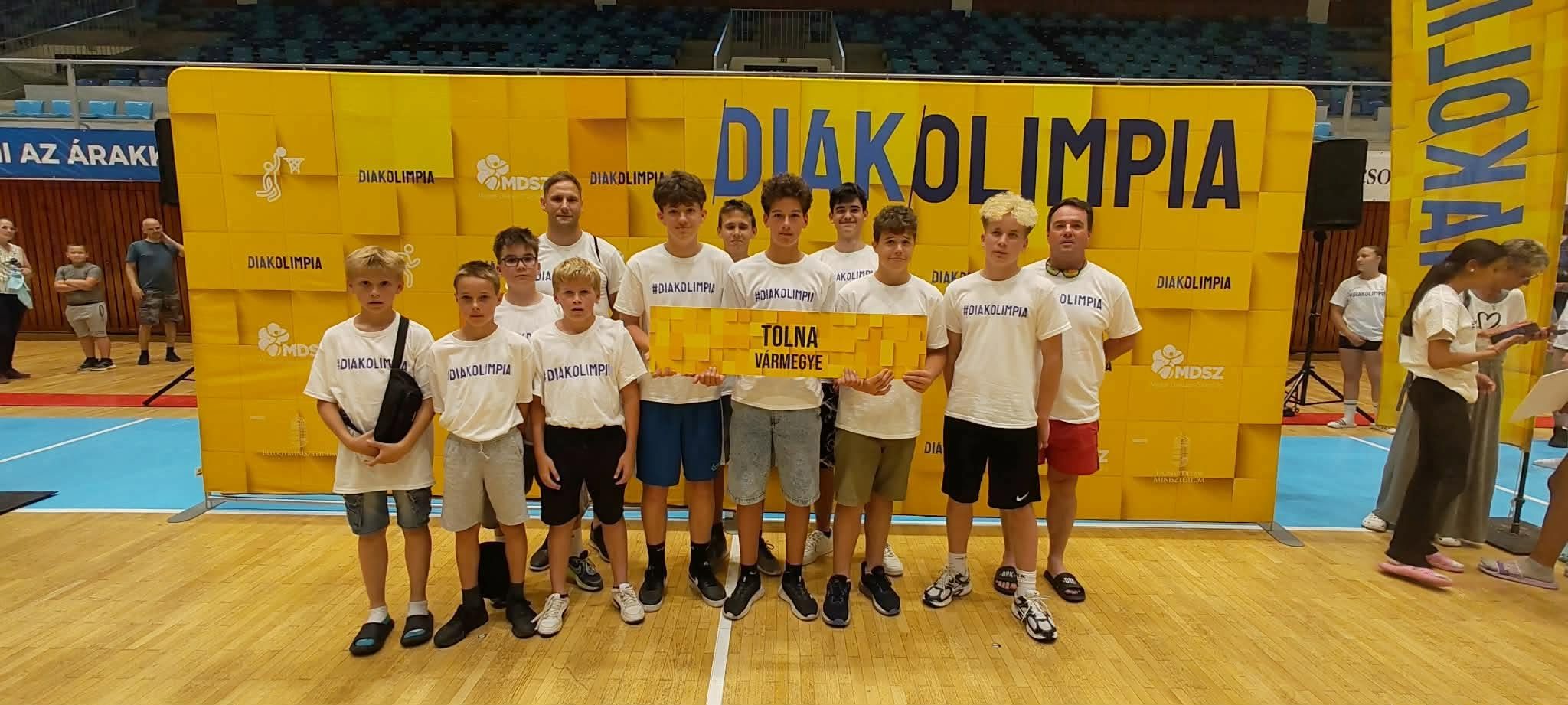 Történelmi siker Madocsáról: fél évszázad után először jutott be az iskola csapata a döntőbe