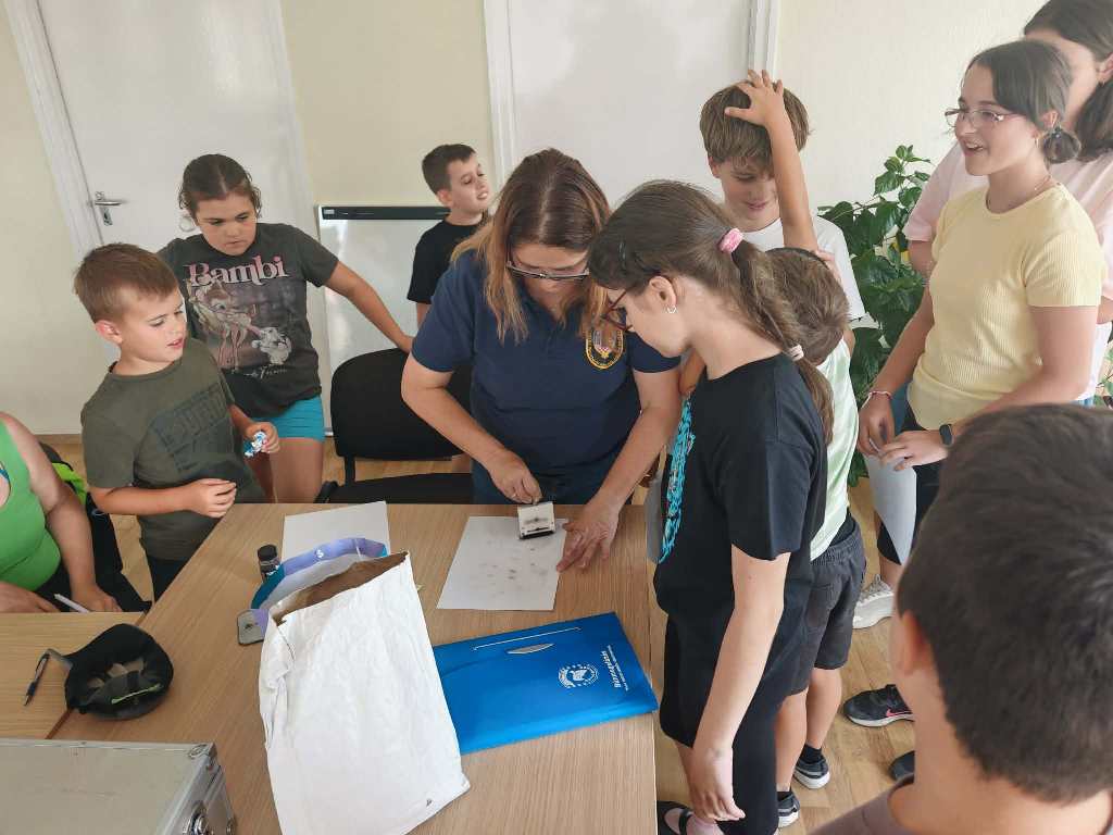 tolnamegyeihirek.hu - Nyári táborok programjain vettek részt a paksi rendőrök