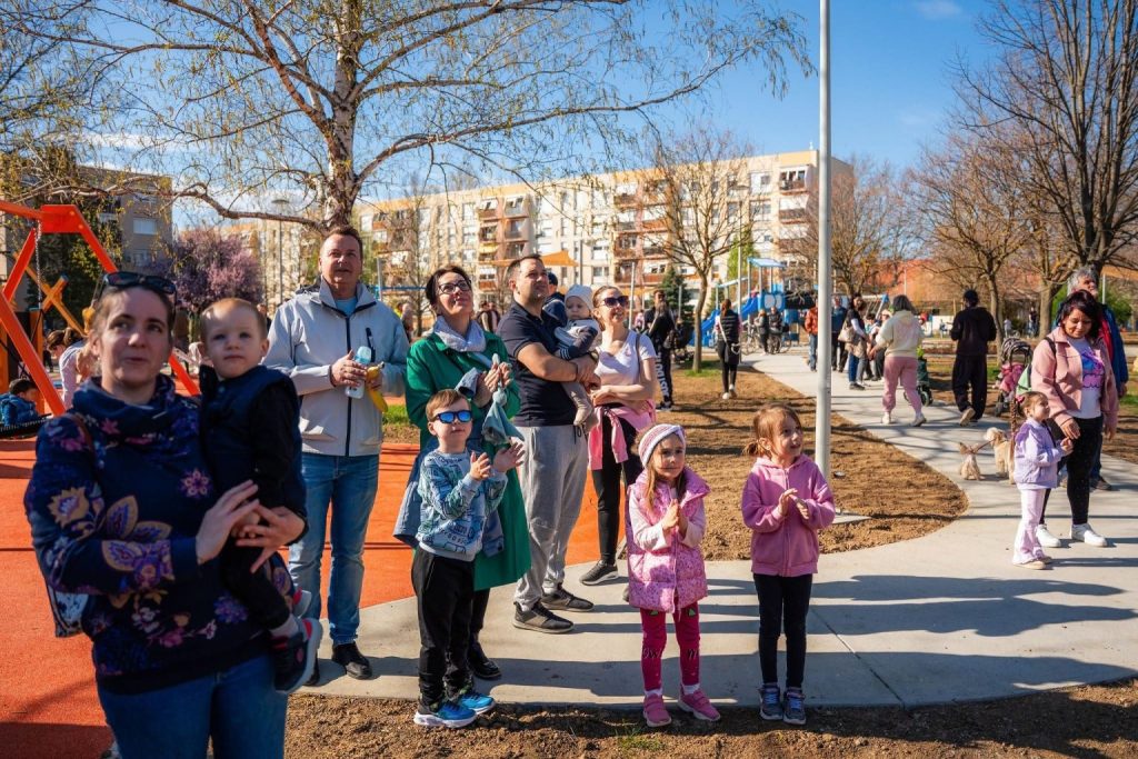 tolnamegyeihirek.hu - Lezárult a projekt, elnyerte végleges formáját a bonyhádi Fáy lakótelep