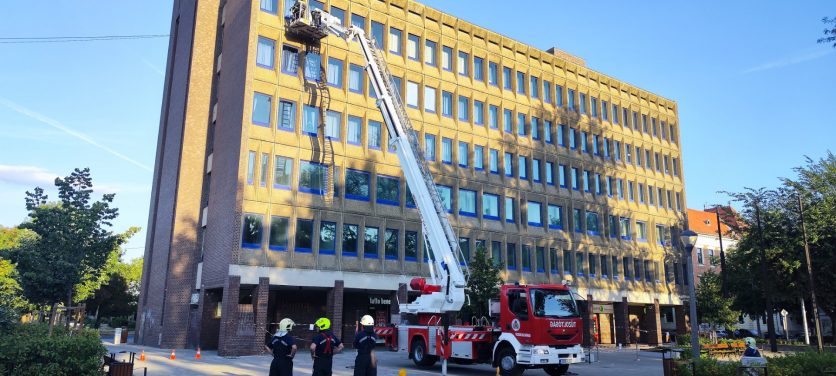 Magasba szólították a tűzoltókat tegnap Szekszárdon