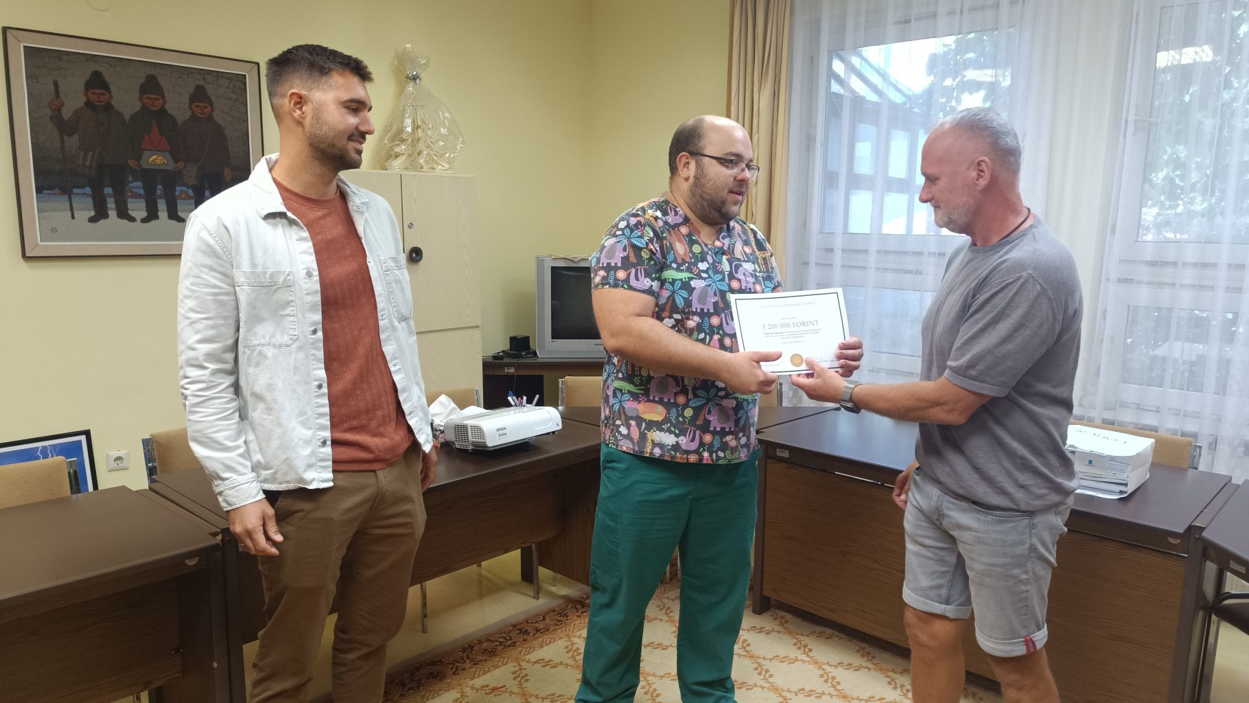tolnamegyeihirek.hu - A sport mellett az emberek segítését is feladatának tartja a szekszárdi Padel Club