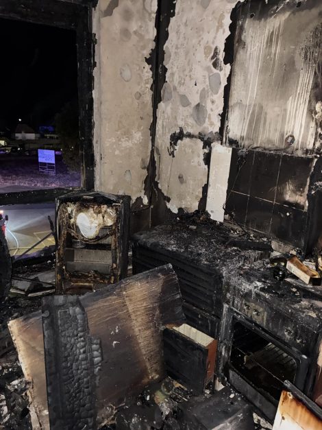 Lakástűz Szekszárdon: huszonkét embert menekítettek ki a lángok elől