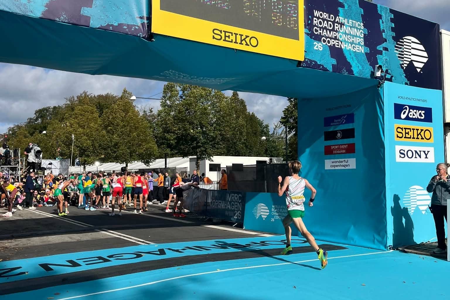 Kiváló eredménnyel zárta első világbajnoki félmaratonját Lomb Ádám