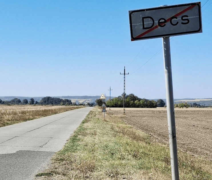 tolnamegyeihirek.hu - Megkezdődött a Szőlőhegyi út felújítása Decsen, körültekintő közlekedést kér a polgármester
