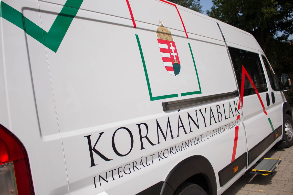 A jövő héten is kormányablakbuszokkal könnyítik meg az ügyintézést Tolna vármegyében