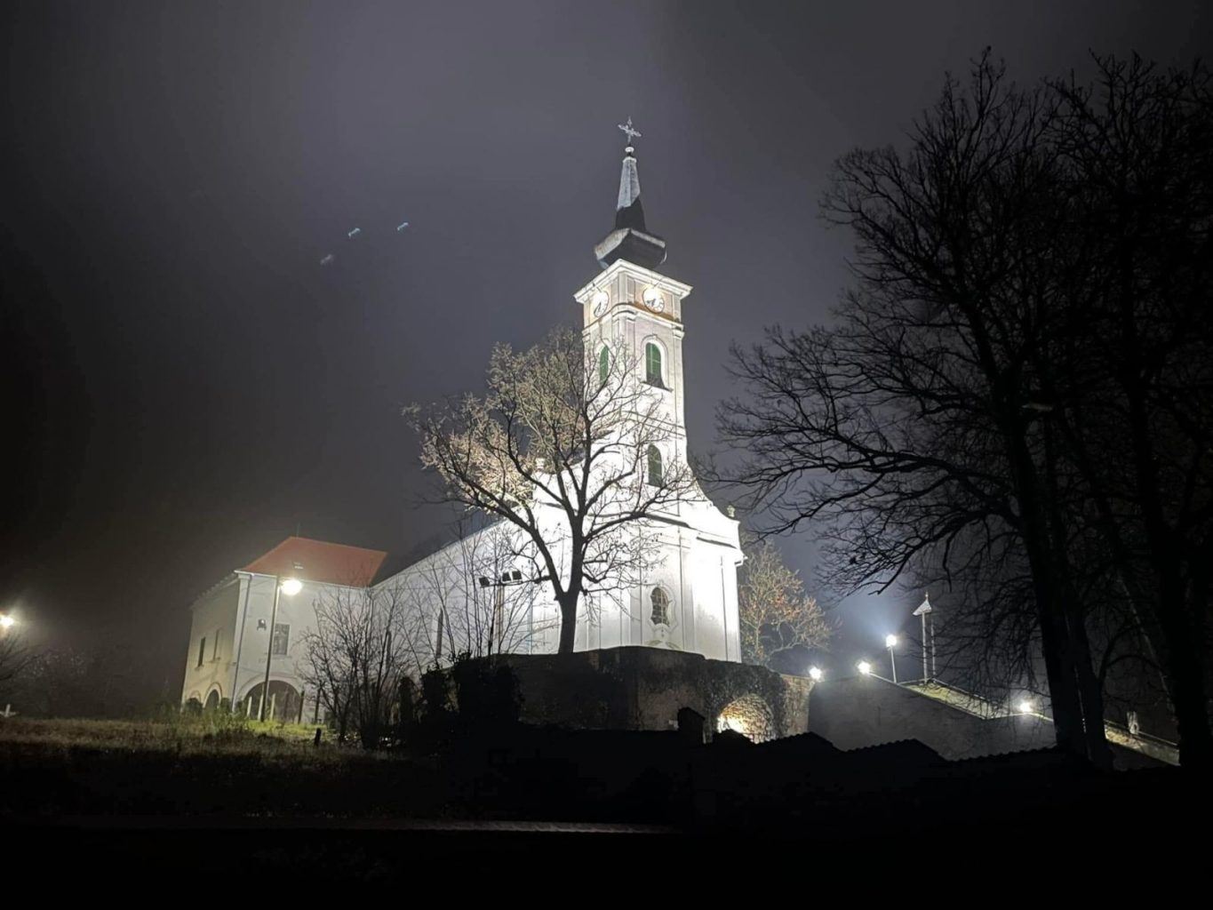 Felújítják a zombai templom támaszfalát, változások jönnek októbertől