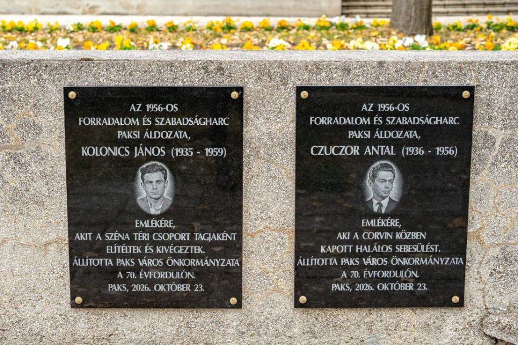 tolnamegyeihirek.hu - Két paksi 1956-os hős emlékére avattak emléktáblát az október 23-i megemlékezésen