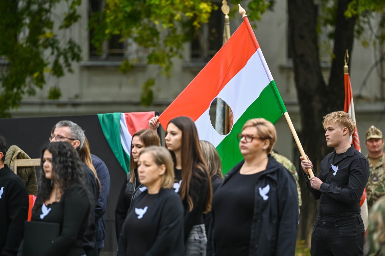 tolnamegyeihirek.hu - A szabadság hőseire emlékeztek Szekszárdon és Bátaszéken október 23-án