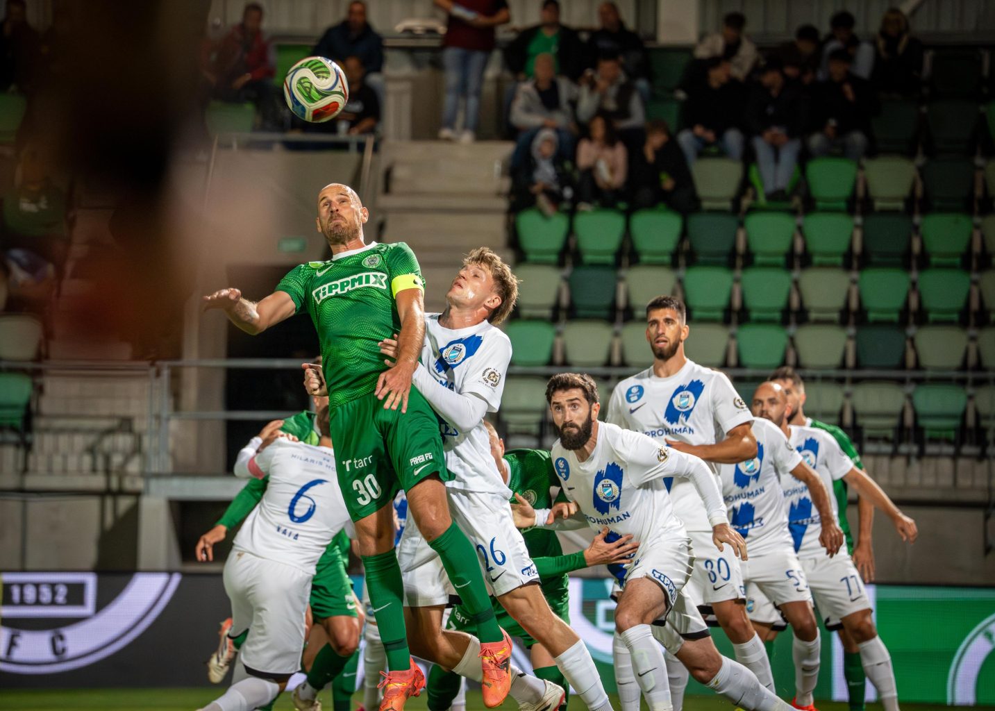 Három góllal győzte le az MTK-t a Paksi FC