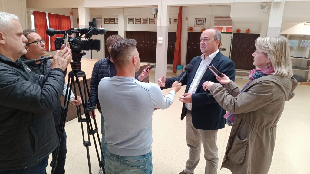 tolnamegyeihirek.hu - Svédasztalos menzát vezettek be a szekszárdi iskolában, ilyen lehet a jövő étkezése