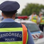 Eltiltás alatt vezetett a férfi, paksi járőrök állították elő