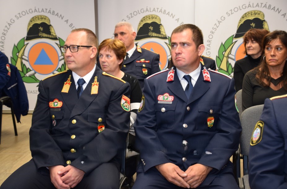 tolnamegyeihirek.hu - Tolna megyei munkatársainak adott elismerést az Országos Katasztrófavédelmi Főigazgatóság