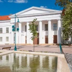 Száznyolcvan éves a Vármegyeháza, komolyzenei koncertekkel ünnepel Szekszárd